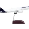 Boeing 777F Commercial Aircraft Lufthansa Cargo White with Blue Tail Gemini 200 Series 1/200 Diecast Model Airplane GeminiJets G2DLH1143