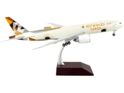 Boeing 777F Commercial Aircraft Etihad Airways Cargo Beige with Tail Graphics Gemini 200 Interactive Series 1/200 Diecast Model Airplane GeminiJets G2ETD955