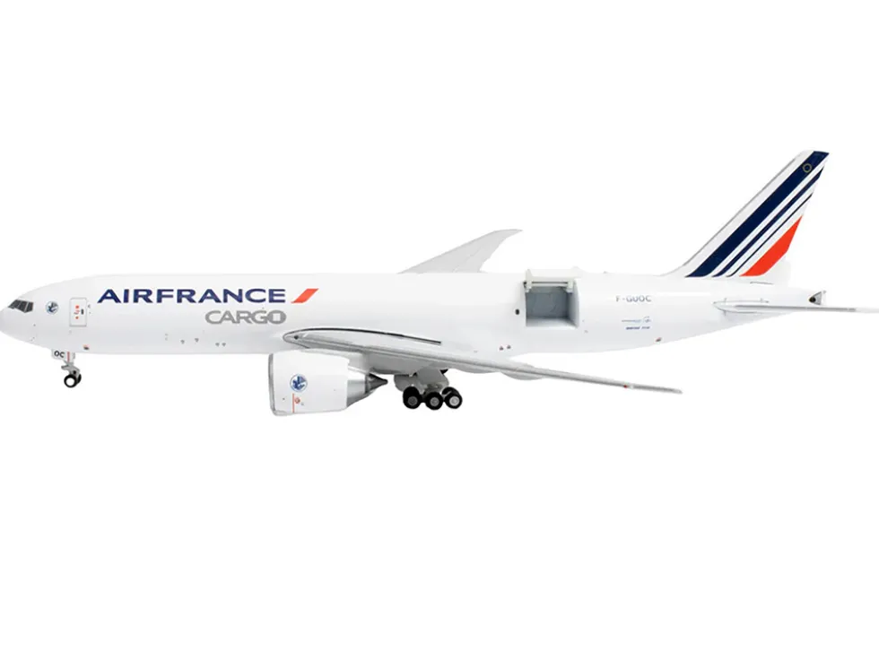 Boeing 777F Commercial Aircraft "Air France Cargo" (F-GUOC) White with Red and Blue Striped Tail "Interactive Series" 1/400 Diecast Model Airplane by GeminiJets