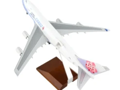 Boeing 747-400F Commercial Aircraft with Landing Gear