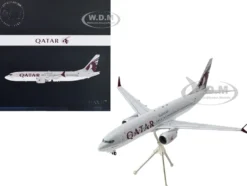 Boeing 737 MAX 8 Commercial Aircraft Qatar Airways Gray and White with Tail Graphics Gemini 200 Series 1/200 Diecast Model Airplane GeminiJets G2QTR1243