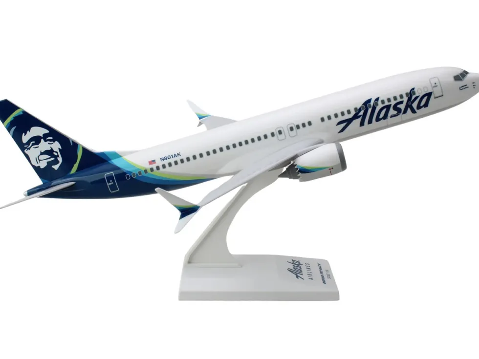Boeing 737 MAX 8 Commercial Aircraft "Alaska Airlines" (N801AK) White with Blue Tail (Snap-Fit) 1/130 Plastic Model by Skymarks