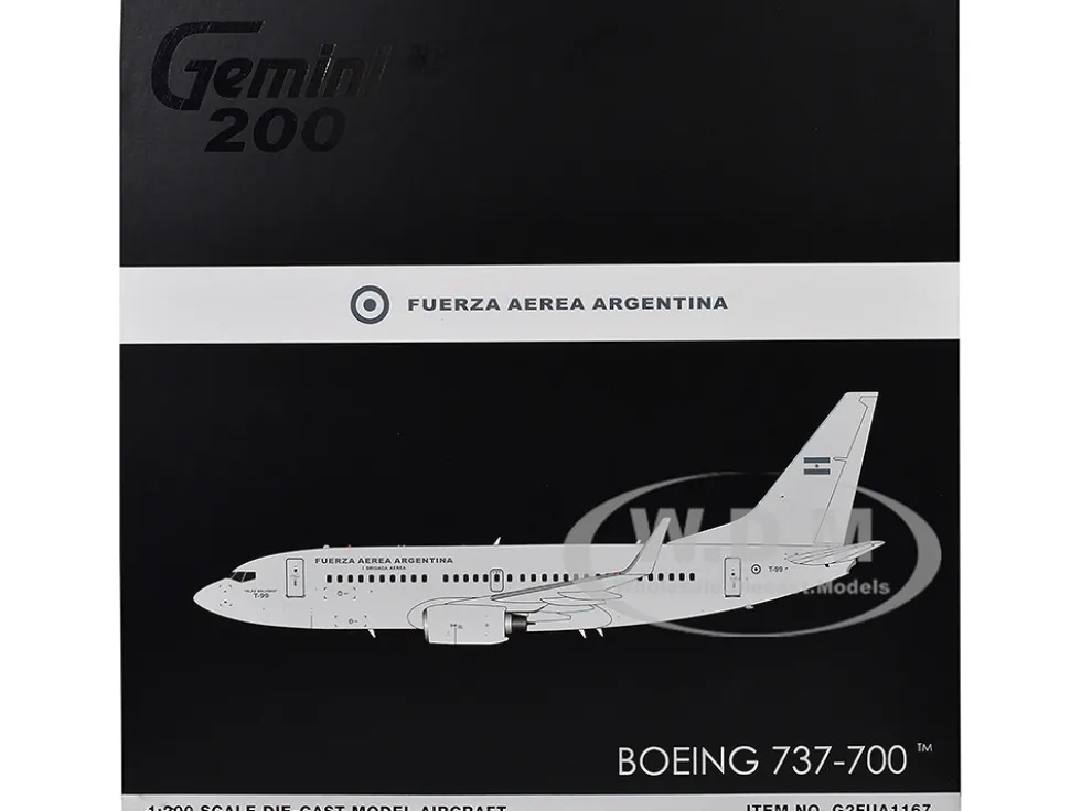 Boeing 737-700 Transport Aircraft "Fuerza Aerea Argentina (Air Force)" (T-99) Gray "Gemini 200" Series 1/200 Diecast Model Airplane by GeminiJets