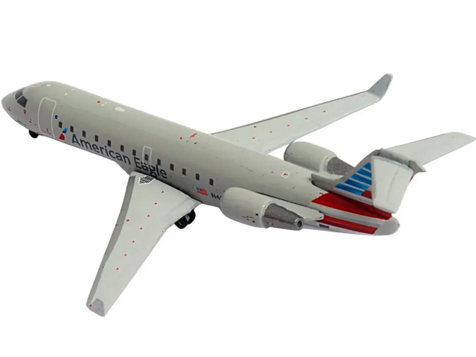 Bombardier CRJ200 Commercial Aircraft "American Eagle - Air Wisconsin" (N420AW) Gray with Red and Blue Tail 1/400 Diecast Model Airplane by GeminiJets