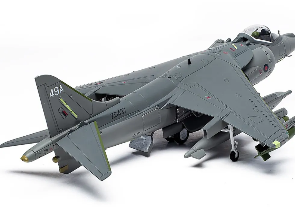 British Aerospace Harrier GR7A Aircraft Michelle RAF No 1 Squadron Operation Herrick RAF Kandahar Afghanistan 2007 Royal Air Force The Aviation Archive Series 1/48 Diecast Model Corgi AA29301