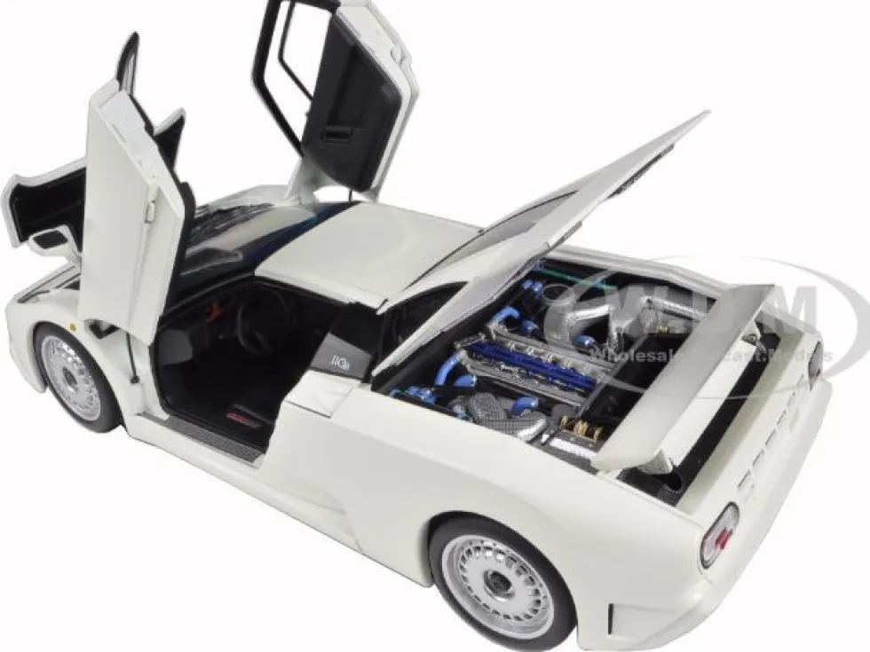 Bugatti EB110 GT White 1/18 Diecast Model Car Autoart 70978