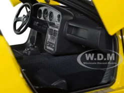 Bugatti EB110 SS Super Sport Giallo Bugatti Yellow Silver Wheels 1/18 Model Car Autoart 70918