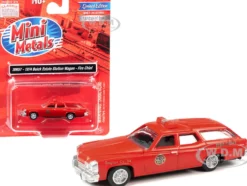 1974 Buick Estate Station Wagon Red Fire Chief 1/87 (HO) Scale Model Classic Metal Works 30657