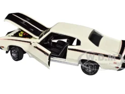 1970 Buick GSX 1/18 Diecast Model Car Sun Star SS-5701