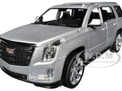 2017 Cadillac Escalade with Sunroof Silver Metallic 1/24-1/27 Diecast Model Car by Welly