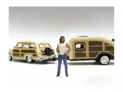 Campers Figure 3 1/18 Scale Models American Diorama 76336