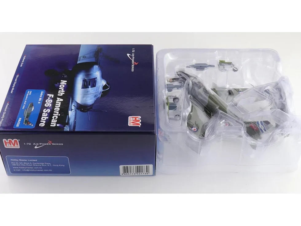 Canadair Sabre Mk.6 Fighter Aircraft "23622, 430 Squadron" (1950s) Royal Canadian Air Force "Air Power Series" 1/72 Diecast Model by Hobby Master