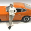 Car Meet 2 Figurine I for 1/24 Scale Models American Diorama 76389