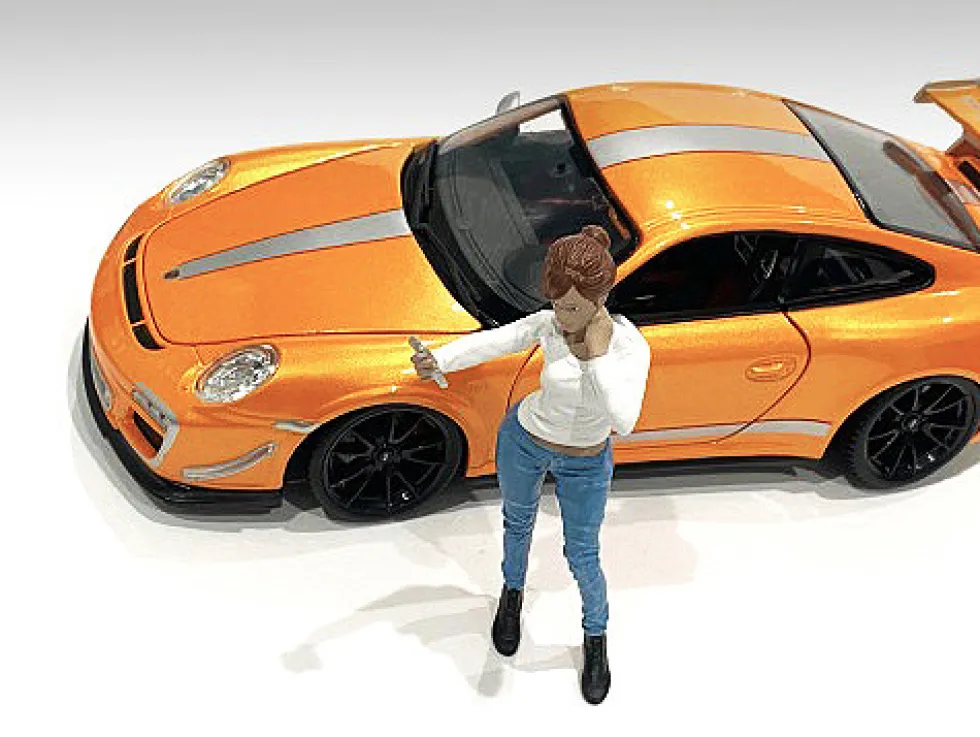 Car Meet 1 Figurine I 1/24 Scale Models American Diorama 76377