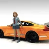 Car Meet 1 Figurine V 1/18 Scale Models American Diorama 76281