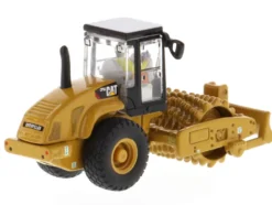 CAT Caterpillar CS56 Padfoot Drum Vibratory Soil Compactor Operator High Line Series 1/87 HO Diecast Model Diecast Masters 85247