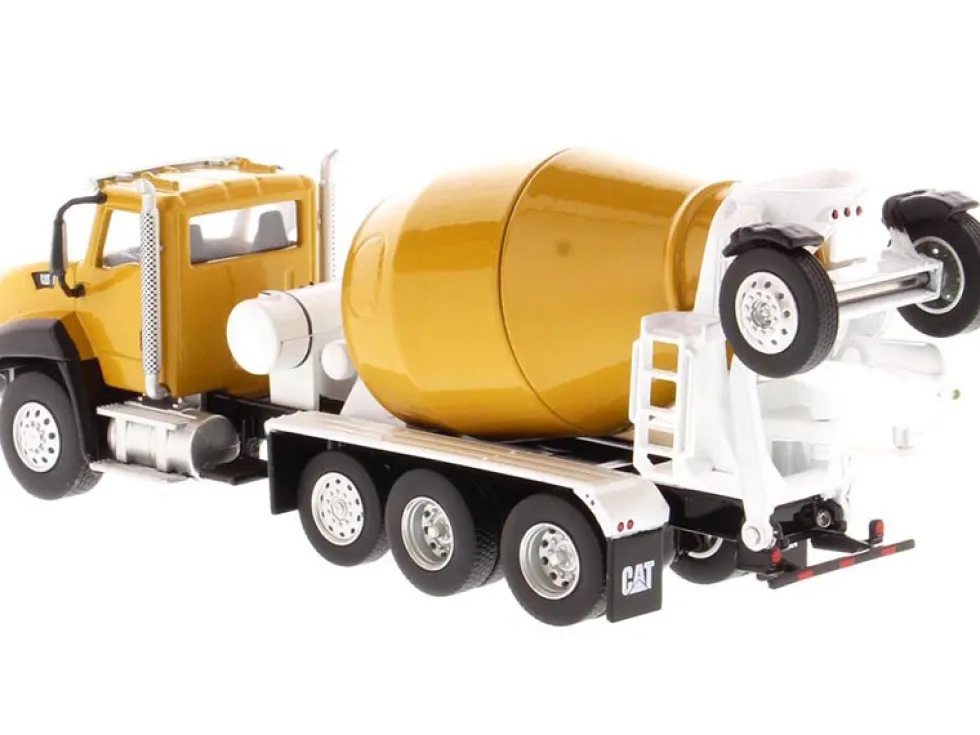 CAT Caterpillar CT660 Day Cab Tractor McNeilus Bridgemaster Concrete Mixer Play & Collect Series 1/64 Diecast Model Diecast Masters 85632