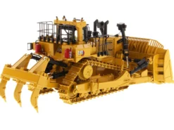 CAT Caterpillar D11 Fusion Track-Type Tractor Dozer Operator High Line Series 1/50 Diecast Model Diecast Masters 85604