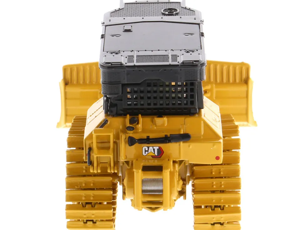 CAT Caterpillar D5 LGP Track Type Tractor Fire Dozer Yellow Operator High Line Series 1/50 Diecast Model Diecast Masters 85952