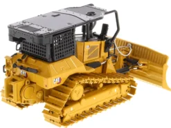 CAT Caterpillar D5 LGP Track Type Tractor Fire Dozer Yellow Operator High Line Series 1/50 Diecast Model Diecast Masters 85952