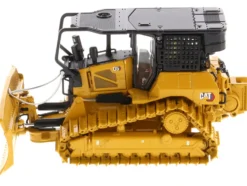 CAT Caterpillar D5 LGP Track Type Tractor Fire Dozer Yellow Operator High Line Series 1/50 Diecast Model Diecast Masters 85952