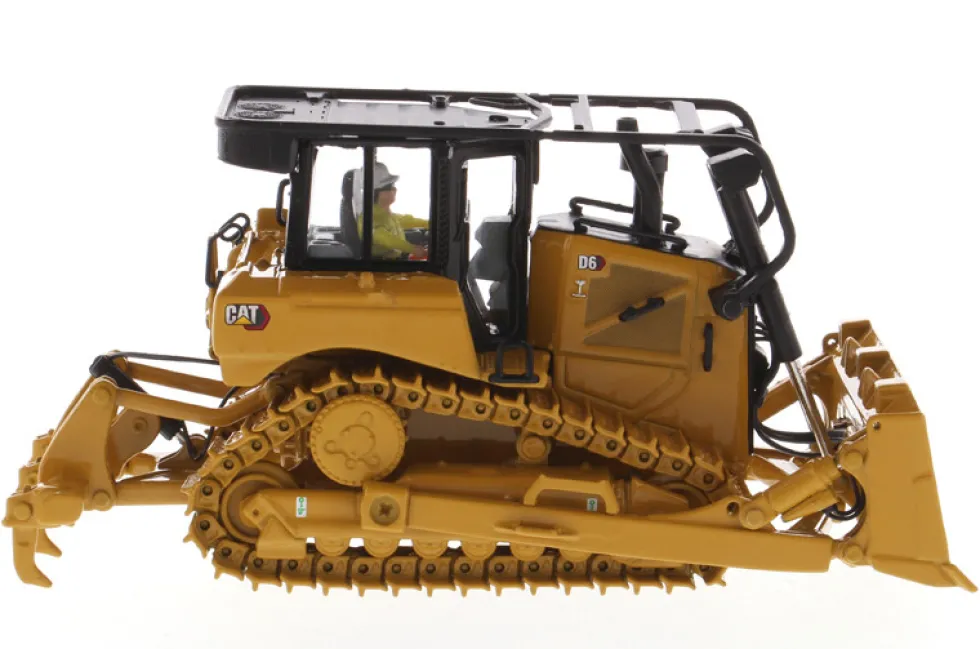 CAT Caterpillar D6 Track Type Tractor Dozer SU Blade Operator High Line Series 1/50 Diecast Model Diecast Masters 85553