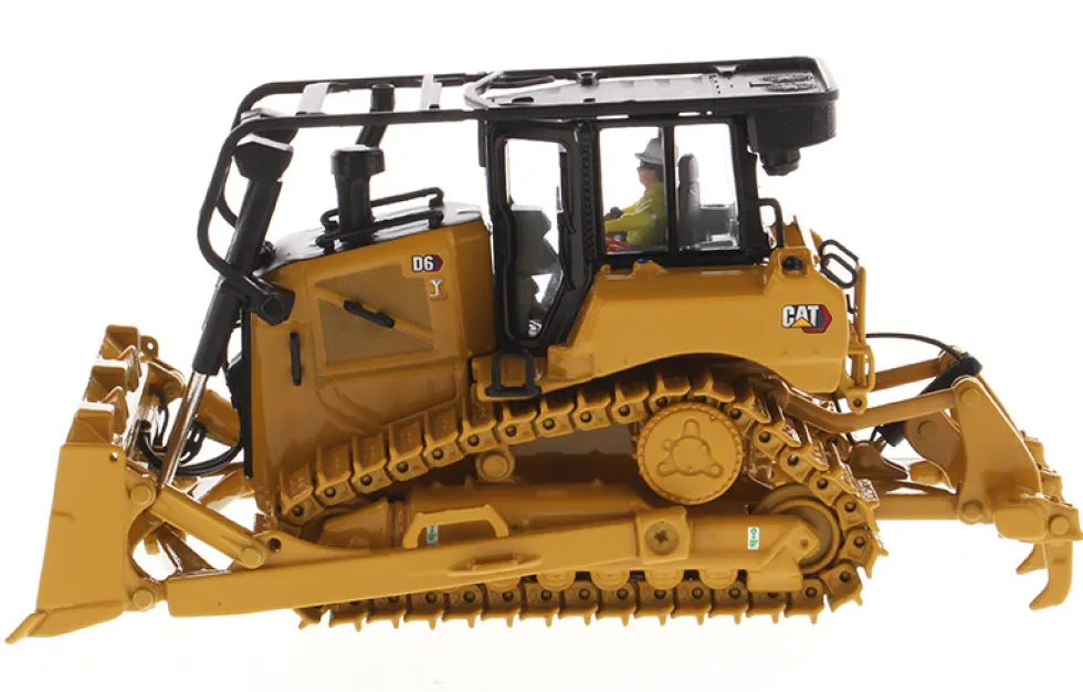 CAT Caterpillar D6 Track Type Tractor Dozer SU Blade Operator High Line Series 1/50 Diecast Model Diecast Masters 85553