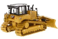 CAT Caterpillar D6 XE LGP Track Type Tractor Dozer VPAT Blade Operator High Line Series 1/50 Diecast Model Diecast Masters 85554