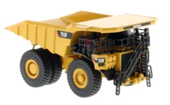 CAT Caterpillar 793F Mining Truck Operator High Line Series 1/125 Diecast Model Diecast Masters 85518