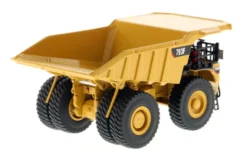 CAT Caterpillar 793F Mining Truck Operator High Line Series 1/125 Diecast Model Diecast Masters 85518