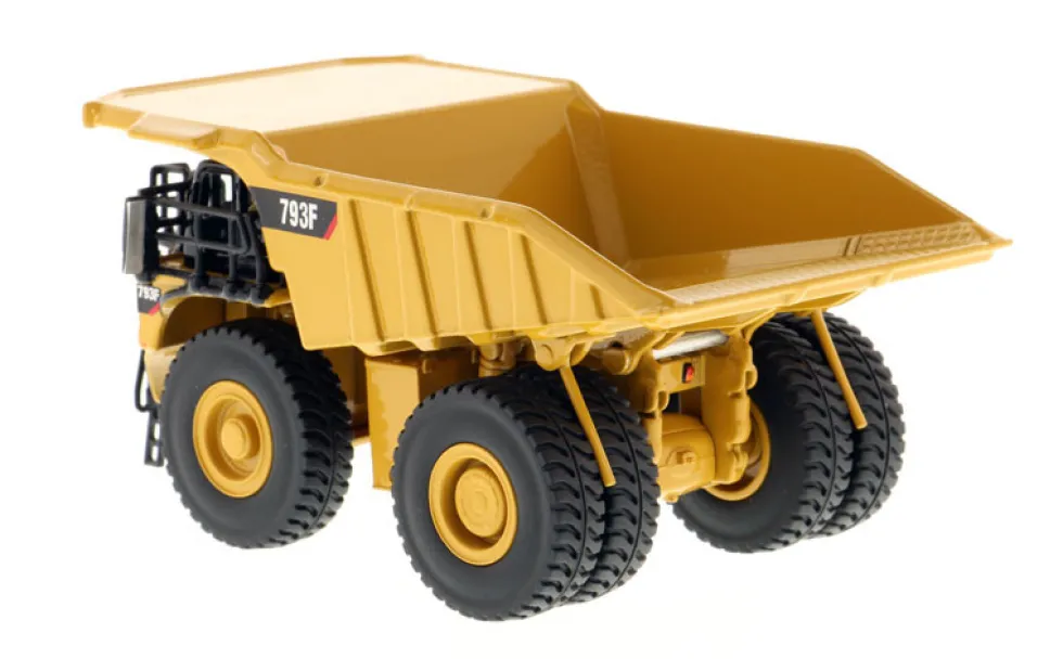 CAT Caterpillar 793F Mining Truck Operator High Line Series 1/125 Diecast Model Diecast Masters 85518