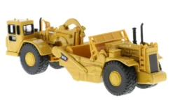 CAT Caterpillar 627G Wheeled Scraper Tractor with Operator High Line Series 1/87 HO Diecast Model Diecast Masters 85134