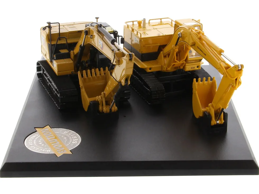 CAT Caterpillar 225 Hydraulic Escavator and CAT Caterpillar 323 Next Generation Hydraulic Escavator Set of 2 pieces Evolution Series 1/50 Diecast Models Diecast Masters 85715