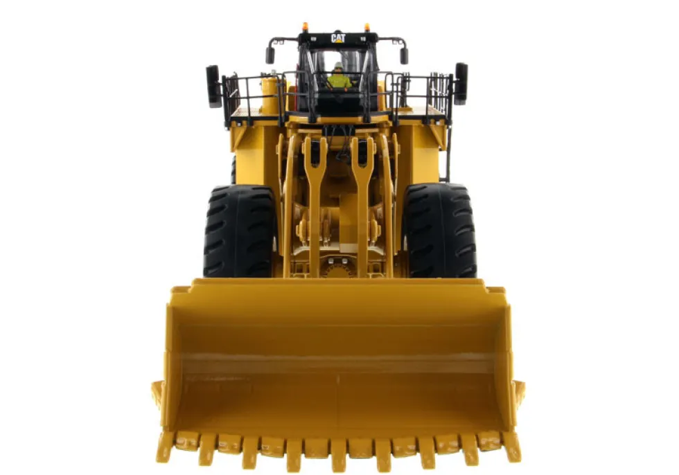 CAT Caterpillar 994K Wheel Loader with Rock Bucket and Operator High Line Series 1/50 Diecast Model Diecast Masters 85505