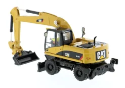 CAT Caterpillar M318D Wheeled Excavator Operator High Line Series 1/87 HO Scale Diecast Model Diecast Masters 85177