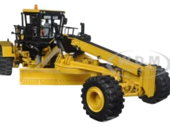 CAT Caterpillar 24M Motor Grader with Operator Core Classics Series 1/50 Diecast Model Diecast Masters 85264 C