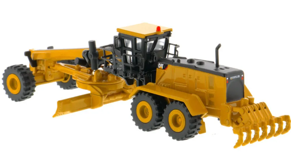 CAT Caterpillar 24M Motor Grader Elite Series 1/125 Diecast Model Diecast Masters 85539