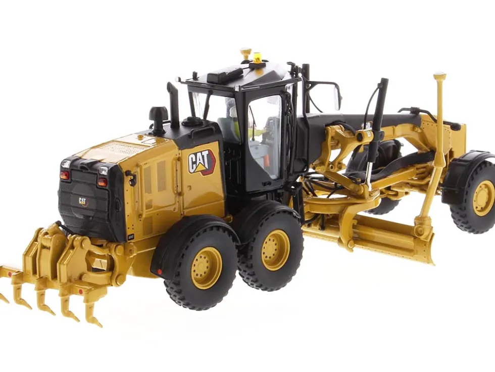 CAT Caterpillar 150 Motor Grader Operator High Line Series 1/50 Diecast Model Diecast Masters 85667