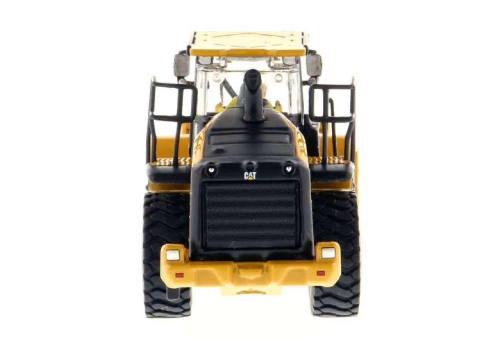 CAT Caterpillar 966M Wheel Loader Operator High Line Series 1/87 HO Diecast Model Diecast Masters 85948