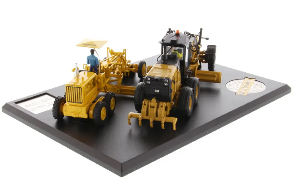 Cat Caterpillar No 12 Motor Grader Circa 1939-1959 Cat Caterpillar 12M3 Motor Grader Current Operators Evolution Series Set 2 pieces 1/50 Diecast Models Diecast Masters 85560