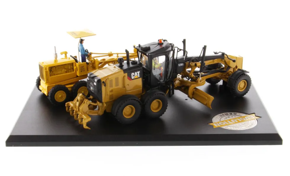 Cat Caterpillar No 12 Motor Grader Circa 1939-1959 Cat Caterpillar 12M3 Motor Grader Current Operators Evolution Series Set 2 pieces 1/50 Diecast Models Diecast Masters 85560