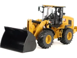 CAT Caterpillar 938 Wheel Loader with Operator Yellow "High Line" Series 1/50 Diecast Model by Diecast Masters