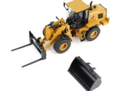 CAT Caterpillar 930 Wheel Loader with Operator Yellow 