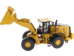 CAT Caterpillar 982 XE Wheel Loader Yellow with Operator High Line Series 1/50 Diecast Model Diecast Masters 85685