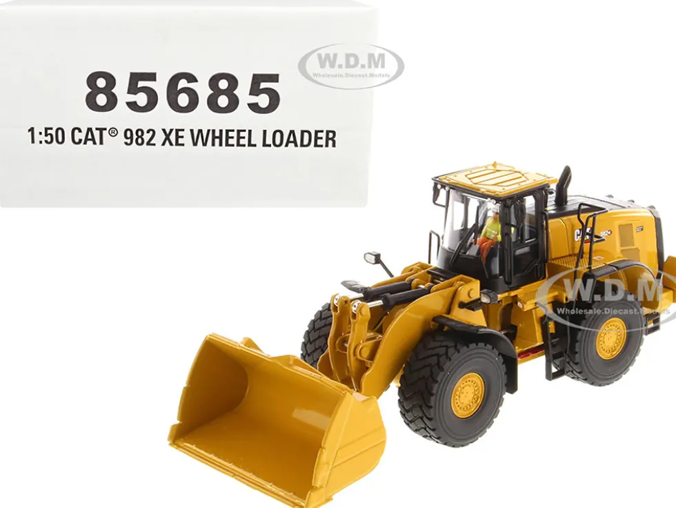 CAT Caterpillar 982 XE Wheel Loader Yellow with Operator High Line Series 1/50 Diecast Model Diecast Masters 85685