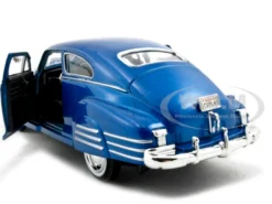 1948 Chevrolet Aerosedan Fleetline Blue 1/24 Diecast Model Car Motormax 73266