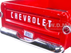 1958 Chevrolet Apache Fleetside Pickup Truck Red 1/24 Diecast Model Car Motormax 79311