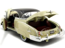 1950 Chevrolet Bel Air Cream 1/24 Diecast Model Car Motormax 73268