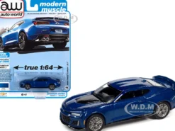 2018 Chevrolet Camaro ZL1 Hyper Blue Metallic Modern Muscle Limited Edition 13000 pieces Worldwide 1/64 Diecast Model Car Auto World 64302 AWSP059 A