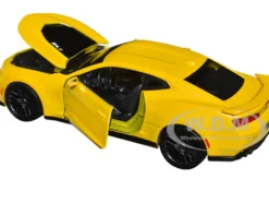 2017 Chevrolet Camaro ZL1 Yellow Metallic Special Edition 1/24 Diecast Model Car Maisto 31512y